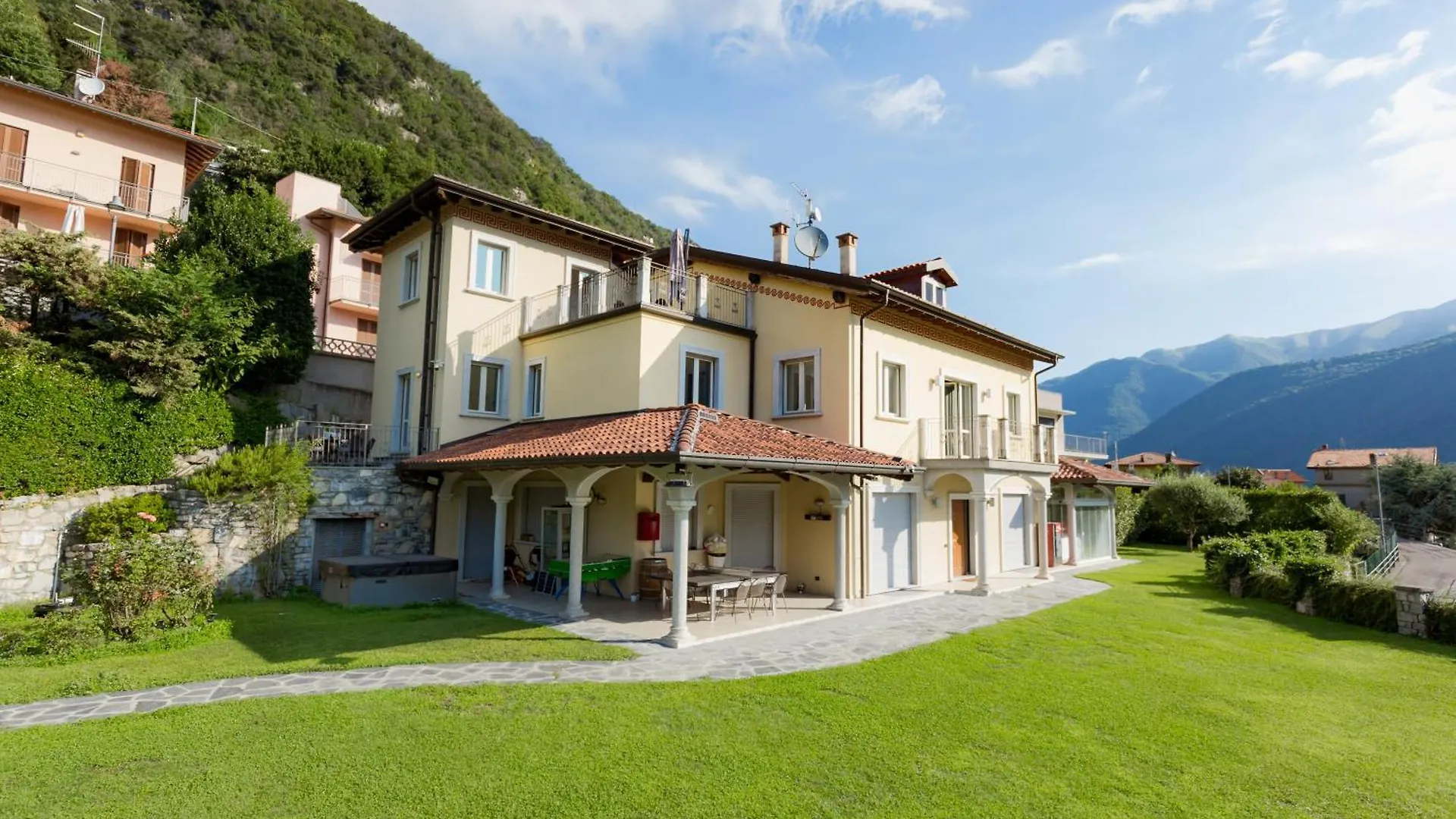 Luxury Villa Laglio